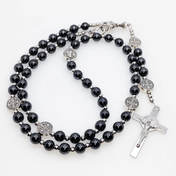 Krunica svetog Benedikta - Hematit 8